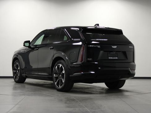Used 2025 Cadillac Escalade IQ Sport 2 AWD/4WD image 6