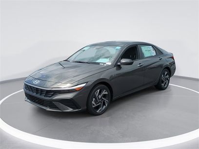 New 2025 Hyundai Elantra SEL