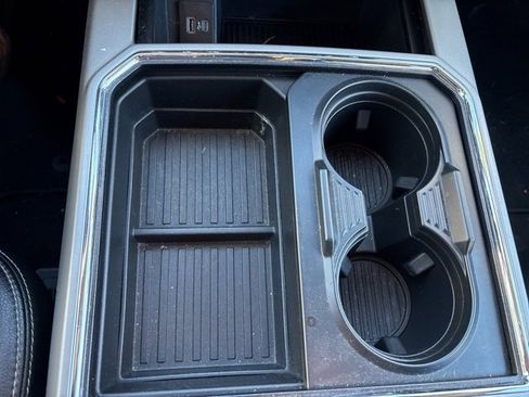 Used 2021 Ford F250 Lariat w/ Chrome Package image 32