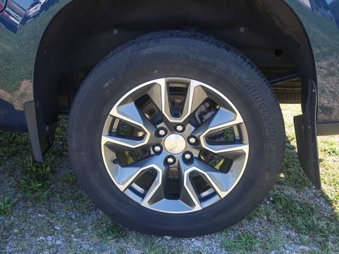 Used 2023 Chevrolet Silverado 1500 LT w/ Protection Package AWD/4WD image 14