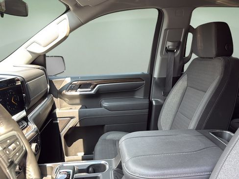 Used 2025 Chevrolet Silverado 1500 RST w/ All Star Edition Plus AWD/4WD image 18