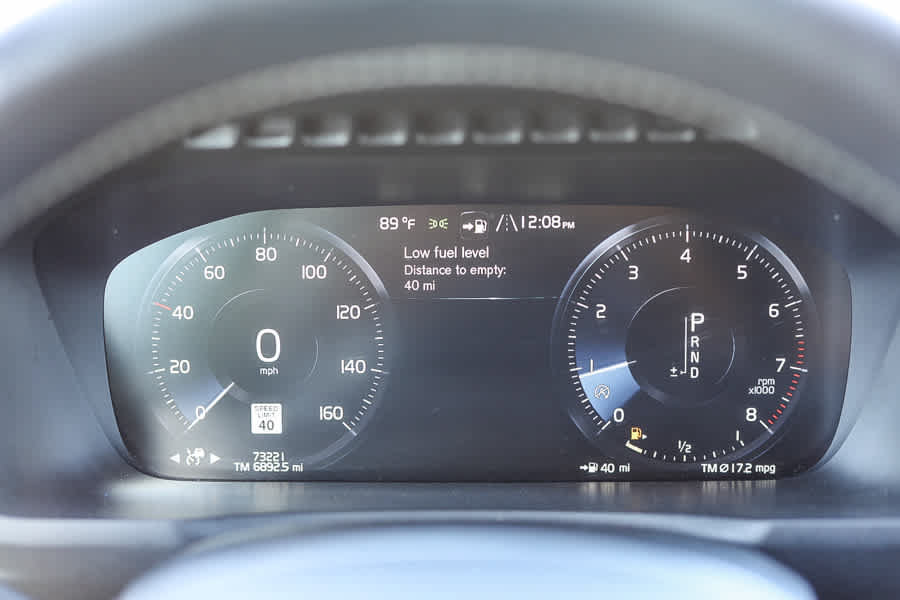 Used 2019 Volvo XC90 T6 R-Design w/ Advanced Package AWD/4WD image 22