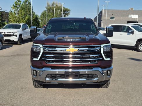 Used 2024 Chevrolet Silverado 2500 LTZ w/ LTZ Plus Package AWD/4WD image 9