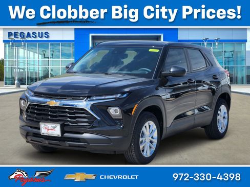 New 2026 Chevrolet TrailBlazer LS image 2