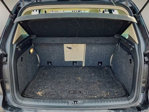 Used 2015 Volkswagen Tiguan SE image 12