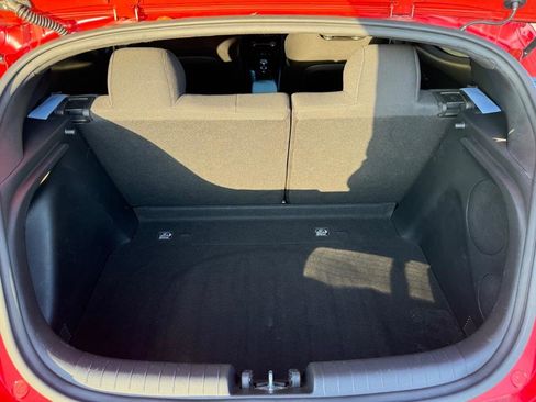 Used 2020 Hyundai Veloster N image 13