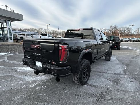 Certified 2024 GMC Sierra 2500 AT4X w/ AT4X AEV Edition image 7