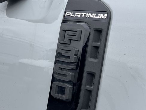 Used 2025 Ford F350 Platinum image 26