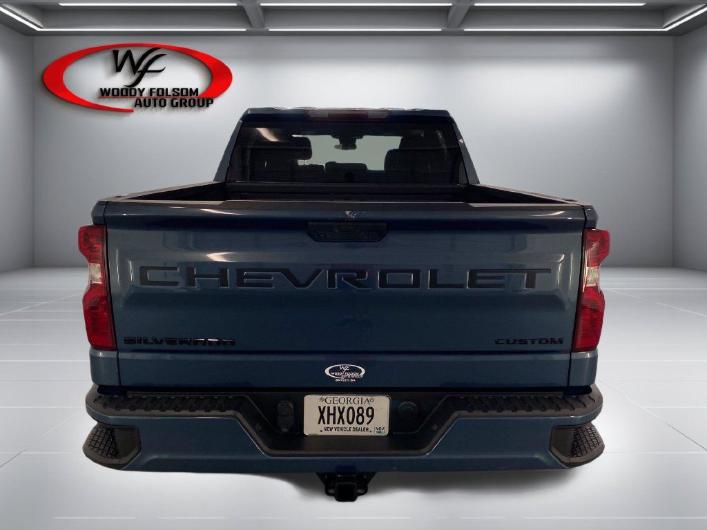 Used 2024 Chevrolet Silverado 1500 Custom w/ LPO, Dark Essentials Package RWD image 7