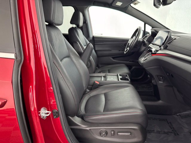 Used 2025 Honda Odyssey Sport-L image 25