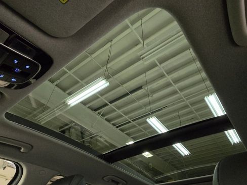 Used 2023 Hyundai Santa Fe Limited image 10