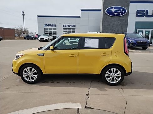 Used 2015 Kia Soul + w/ Audio Package image 10