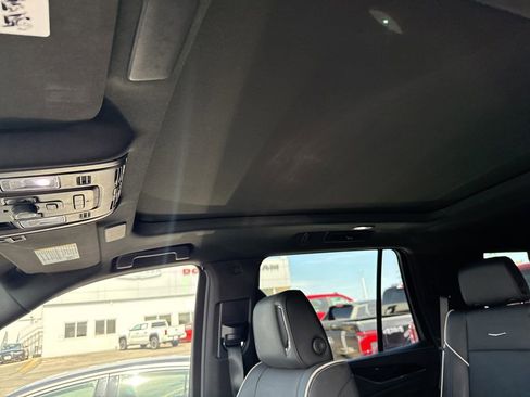 Used 2024 Cadillac Escalade Sport w/ LPO, ONYX Package AWD/4WD image 15