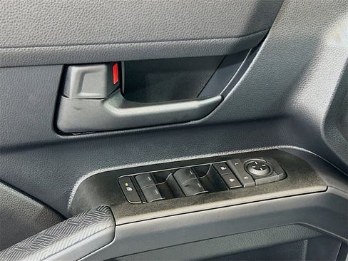 New 2025 Toyota 4Runner SR5 image 17