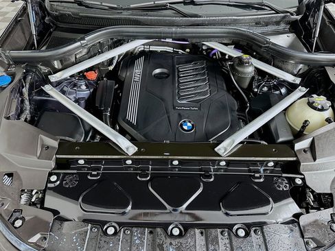 Used 2021 BMW X5 xDrive40i w/ Premium Package 2 image 31