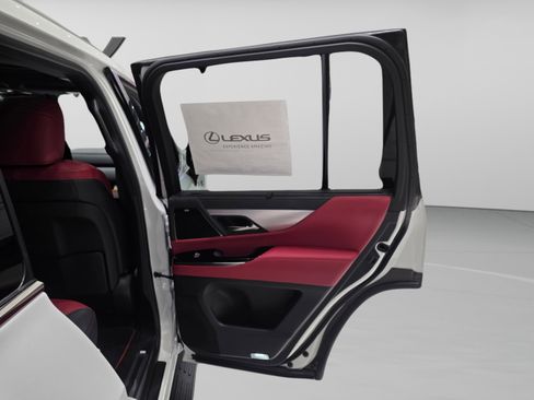 New 2026 Lexus LX 700h F Sport image 24
