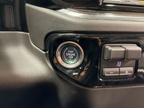 Certified 2023 Chevrolet Silverado 1500 LTZ w/ Technology Package image 16