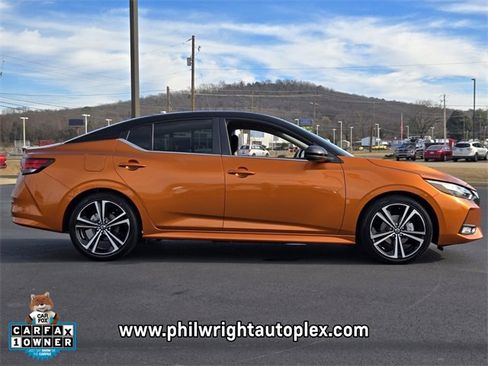 Used 2023 Nissan Sentra SR image 2