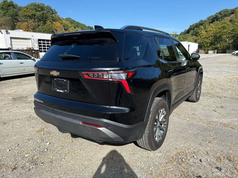 Used 2025 Chevrolet Equinox LT w/ Convenience Package II image 6