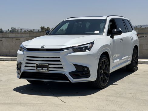 New 2026 Lexus TX 350 AWD image 4