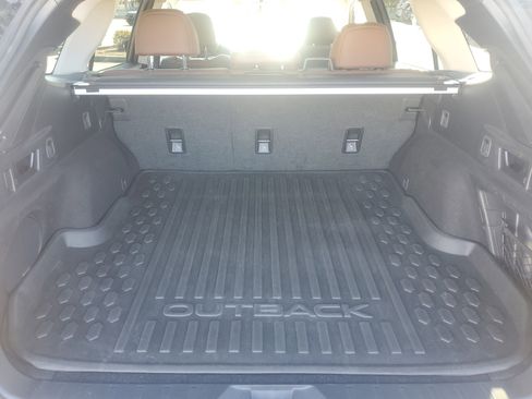 Used 2021 Subaru Outback Touring XT image 12