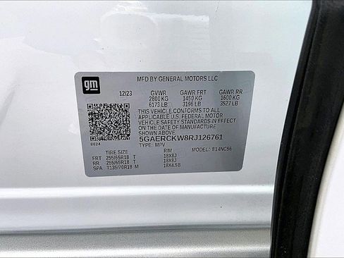 Used 2024 Buick Enclave Premium image 35