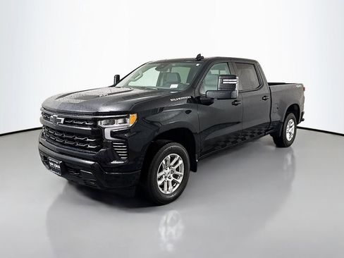 Used 2024 Chevrolet Silverado 1500 RST w/ Convenience Package II AWD/4WD image 3