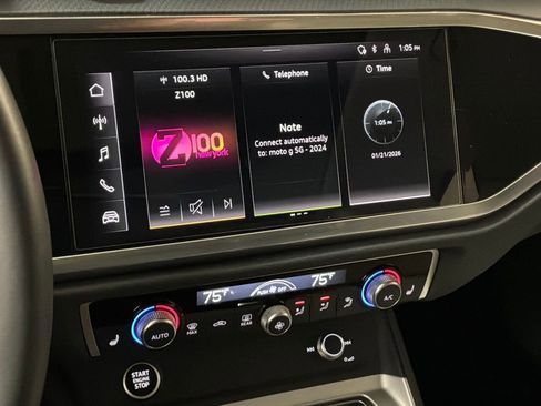 Used 2025 Audi Q3 2.0T Premium w/ Convenience Package image 3