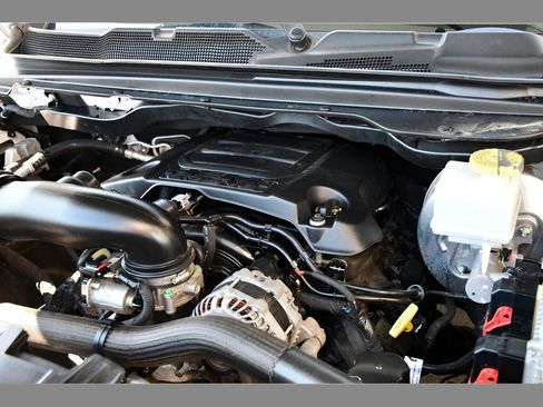 Used 2019 RAM 1500 Big Horn RWD image 22