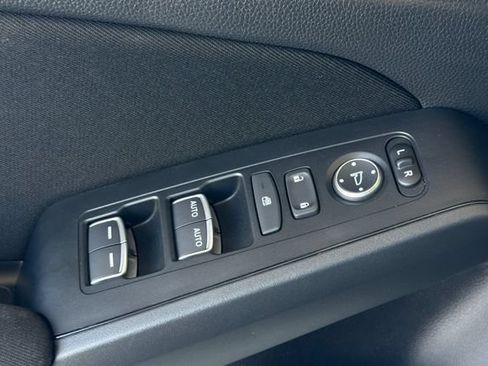 Certified 2025 Honda Civic Sport image 13