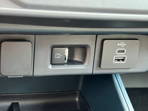 New 2026 Ford Maverick Lariat AWD/4WD image 32