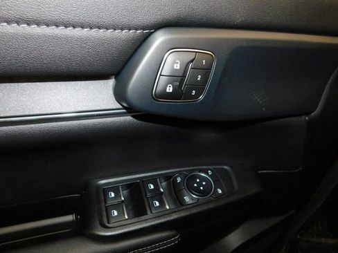 New 2025 Ford Ranger Lariat w/ FX4 Off-Road Package image 16