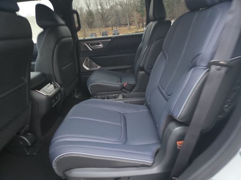 Used 2026 INFINITI QX80 4WD w/ Premium Cargo Package image 6