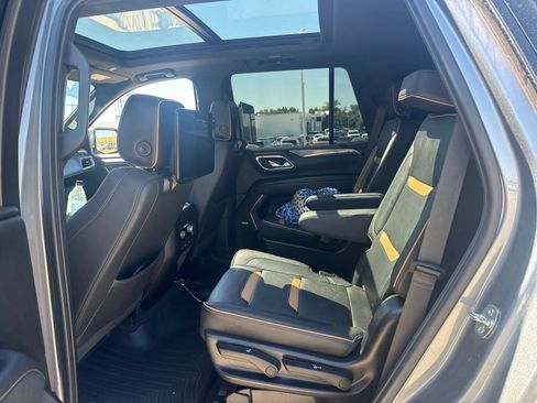 Used 2021 GMC Yukon AT4 w/ Rear Media and Nav Package AWD/4WD image 10