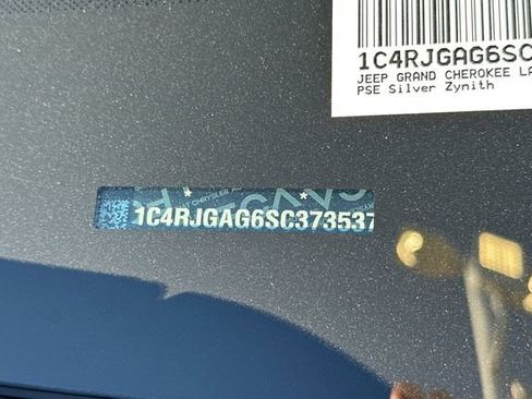 New 2025 Jeep Grand Cherokee Laredo w/ MOPAR Finishing Package image 26