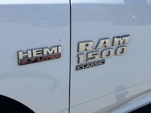 Used 2019 RAM 1500 Big Horn AWD/4WD image 16