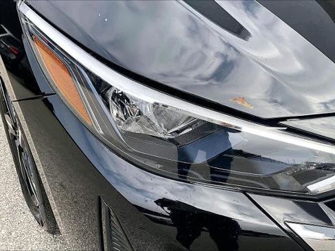 Certified 2024 Nissan Sentra SV image 26