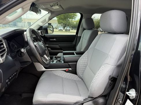 Used 2024 Toyota Tundra SR5 AWD/4WD image 23