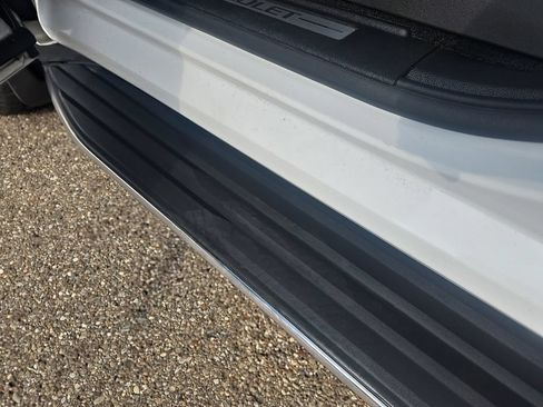 Used 2019 Chevrolet Tahoe Premier AWD/4WD image 25