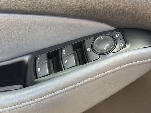 Used 2023 Buick Enclave Essence w/ Sport Touring Edition FWD image 26