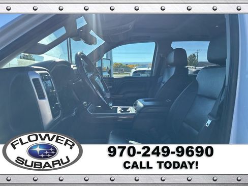 Used 2019 GMC Sierra 3500 SLT image 27
