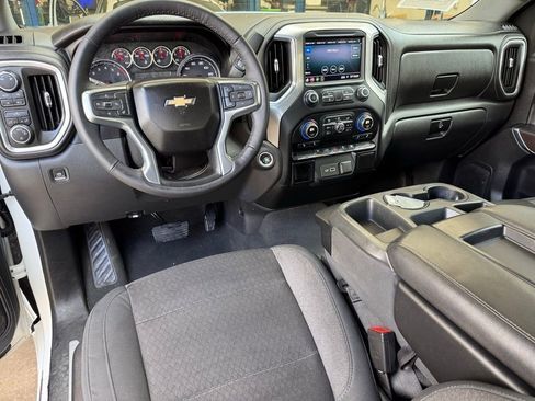 Used 2019 Chevrolet Silverado 1500 LT w/ All-Star Edition AWD/4WD image 2