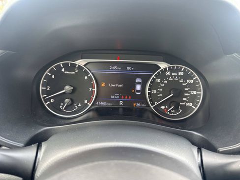 Used 2023 Nissan Altima 2.5 SV FWD image 33