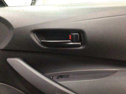 Used 2024 Toyota Corolla LE w/ LE Convenience Package FWD image 28