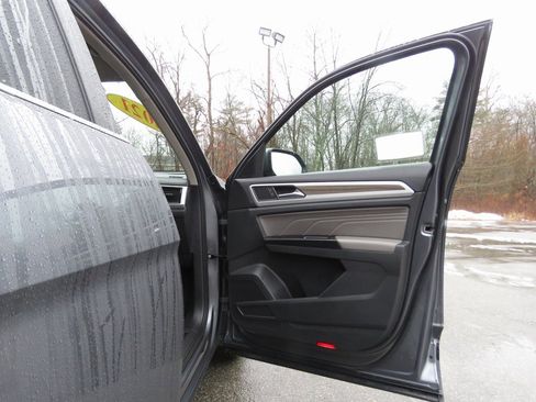 Used 2021 Volkswagen Atlas SEL image 12