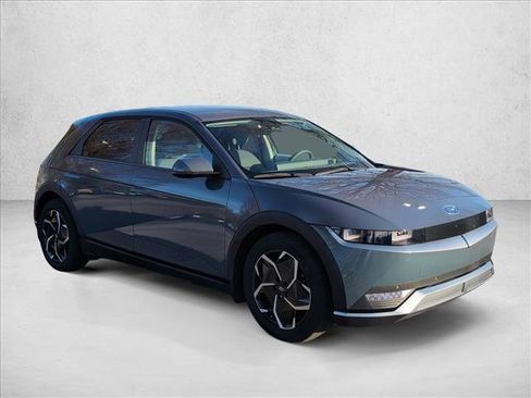 Certified 2024 Hyundai Ioniq 5 SEL image 3