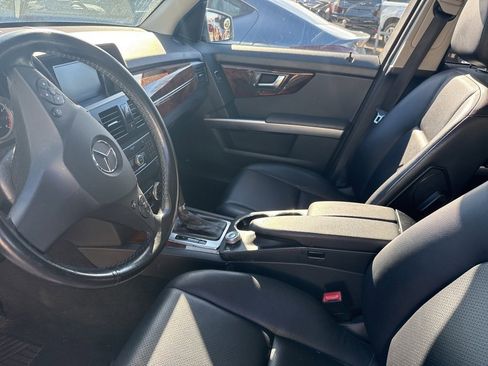 Used 2012 Mercedes-Benz GLK 350 4MATIC image 4