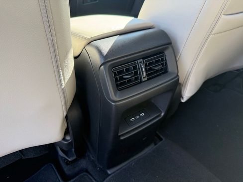 Used 2024 Honda CR-V EX-L image 7