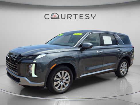 Used 2023 Hyundai Palisade SE AWD/4WD image 10