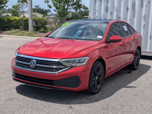 Used 2023 Volkswagen Jetta SE FWD image 8